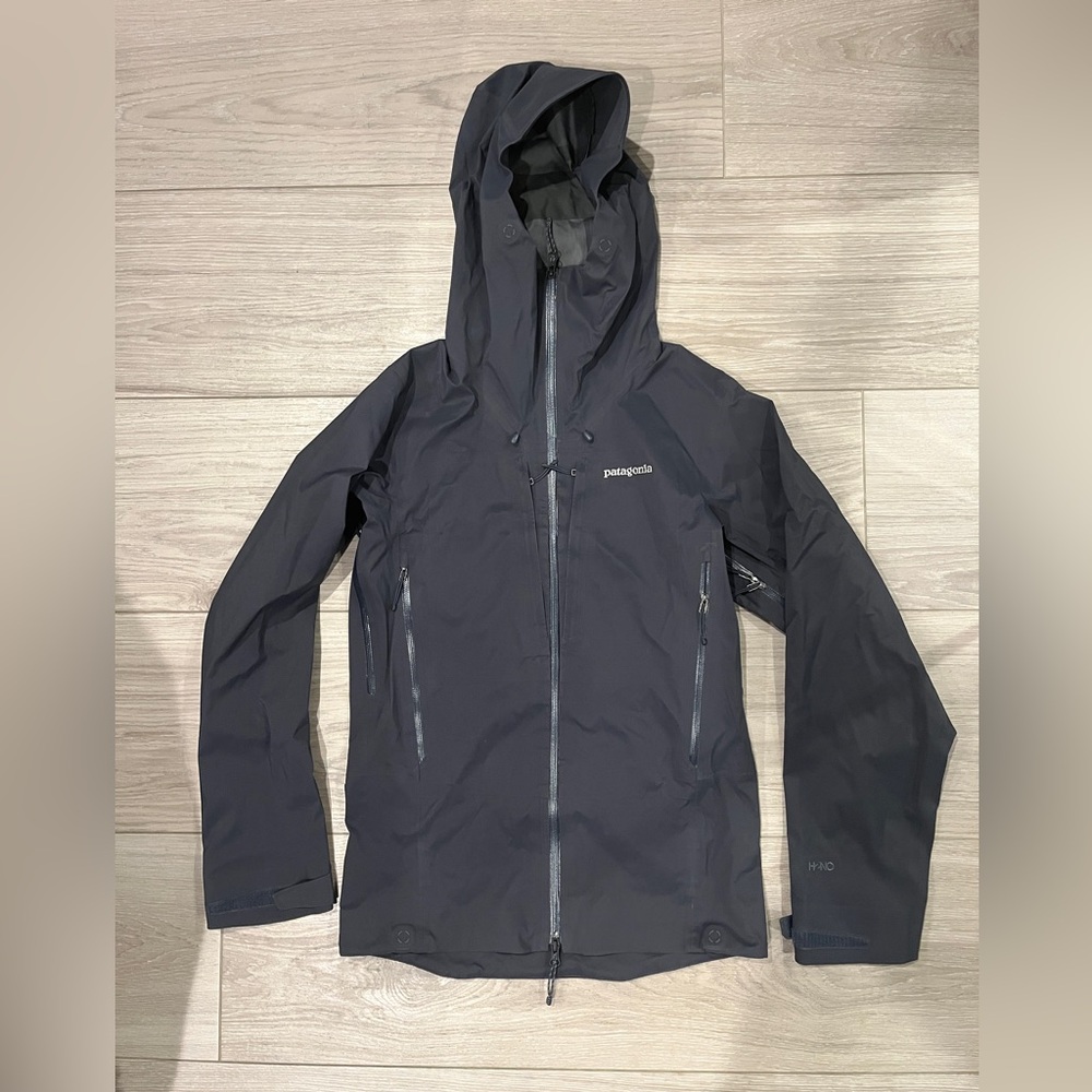 Patagonia Men's Waterproof Dual Aspect Jacket - relisted